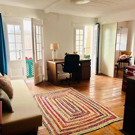 Апартаменты Alfama Cozy & Bright Apartment, Monthly *