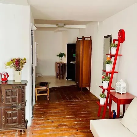 Alfama Cozy & Bright Apartment, Monthly Апартаменты *