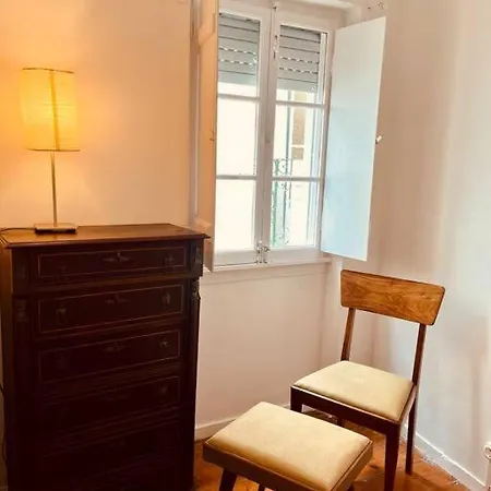 Апартаменты Alfama Cozy & Bright Apartment, Monthly