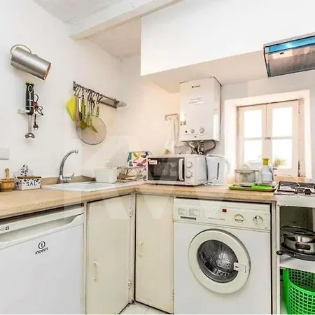 Апартаменты Alfama Cozy & Bright Apartment, Monthly *
